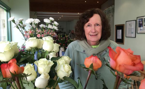 Rosa Ashby runs Rosa Flowers in the English market town of Witney. Every flower in her shop, including lilies, chrysanthemums and lisianthus, is either grown in or distributed through the Netherlands. Rosa Ashby runs Rosa Flowers in the English market town of Witney. Every flower in her shop, including lilies, chrysanthemums and lisianthus, is either grown in or distributed through the Netherlands.