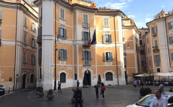 The police force for protection of Italy's cultural heritage is headquartered in Rome's Piazza Sant'Ignazio. The police force for protection of Italy's cultural heritage is headquartered in Rome's Piazza Sant'Ignazio.