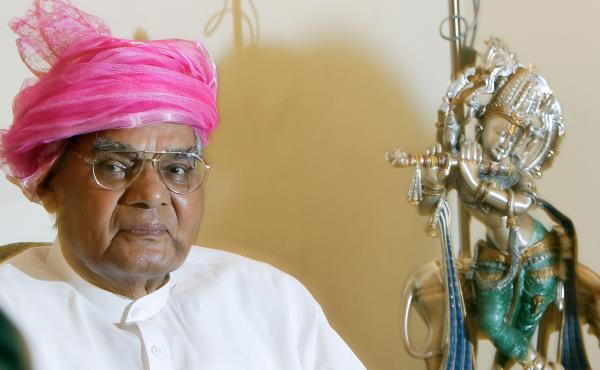Former Prime Minister Atal Bihari Vajpayee is seen at his residence in New Delhi in July 2007. Former Prime Minister Atal Bihari Vajpayee is seen at his residence in New Delhi in July 2007.