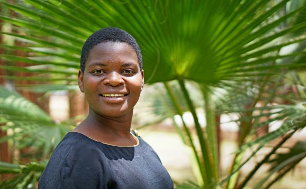 Eliza Chikoti, 24, is a mentor to high school girls in Malawi. She is helping girls through their personal problems amid the pandemic — and encouraging them to stay in school. Eliza Chikoti, 24, is a mentor to high school girls in Malawi. She is helping girls through their personal problems amid the pandemic — and encouraging them to stay in school.