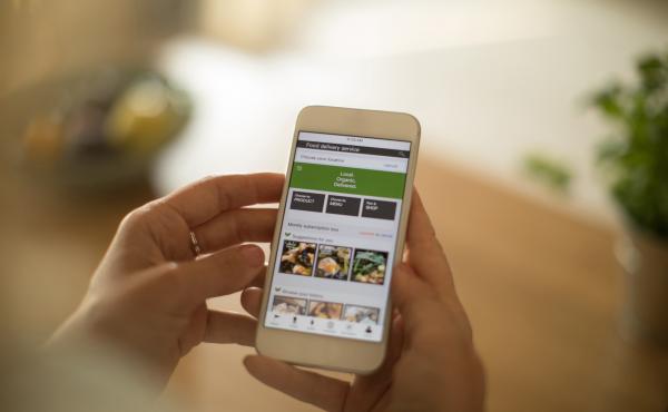 A new study suggests that one service already in place in many food deserts could help make it easier to access fresh, healthy food: online grocery delivery. The finding lends support to expanding a pilot program that lets people use food stamp benefits t A new study suggests that one service already in place in many food deserts could help make it easier to access fresh, healthy food: online grocery delivery. The finding lends support to expanding a pilot program that lets people use food stamp benefits t