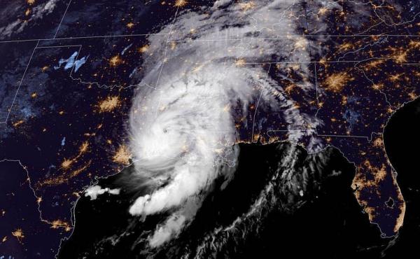 Hurricane Laura's arrival at the Louisiana coast early Thursday prompted the National Hurricane Center to warn: "Take action now to protect your life! Hurricane Laura's arrival at the Louisiana coast early Thursday prompted the National Hurricane Center to warn: "Take action now to protect your life!