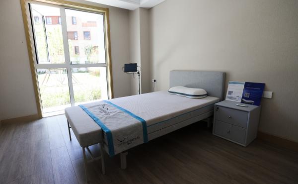 Unvaccinated people who arrive in China for the Beijing Olympcs will face isolation in a mandatory three-week quarantine. Here, a room is seen in the athletes village in Zhangjiakou, China. Unvaccinated people who arrive in China for the Beijing Olympcs will face isolation in a mandatory three-week quarantine. Here, a room is seen in the athletes village in Zhangjiakou, China.