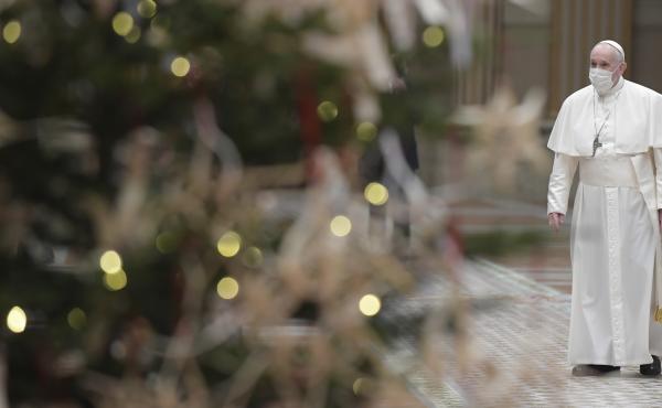 Pope Francis arrives to deliver his Christmas Day message, Urbi et Orbi, in the Apostolic Palace in Vatican City. Pope Francis arrives to deliver his Christmas Day message, Urbi et Orbi, in the Apostolic Palace in Vatican City.