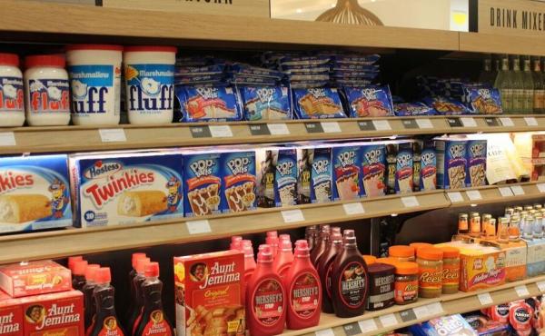Plenty of food shops in London have sections catering to American immigrants. The busiest times converge around three American holidays: Independence Day, Thanksgiving and Christmas. Plenty of food shops in London have sections catering to American immigrants. The busiest times converge around three American holidays: Independence Day, Thanksgiving and Christmas.