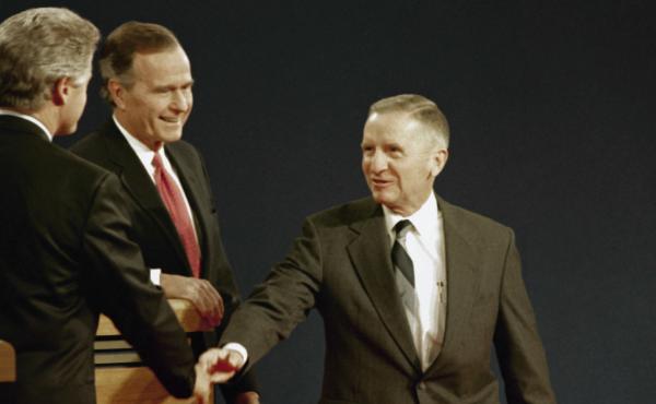 Time is running out for a conservative to launch a national third-party presidential campaign, as Ross Perot did in 1992. Time is running out for a conservative to launch a national third-party presidential campaign, as Ross Perot did in 1992.