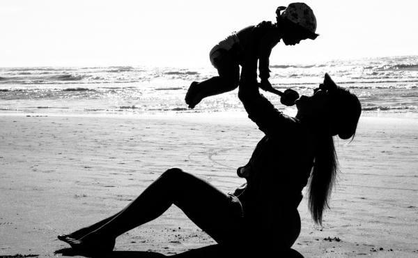Pregnant women — and those trying to get pregnant — should not travel to places where the Zika virus is circulating. For children, age is a factor. Pregnant women — and those trying to get pregnant — should not travel to places where the Zika virus is circulating. For children, age is a factor.
