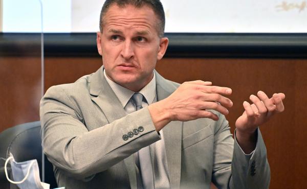 Former Louisville police officer Brett Hankison testifies about seeing a subject in a firing stance in the apartment. Former Louisville police officer Brett Hankison testifies about seeing a subject in a firing stance in the apartment.