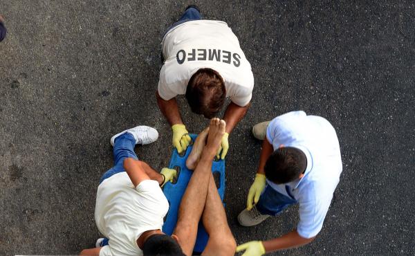 Forensic personnel load the corpse of a man into a van, after he was executed at a shopping mall in Acapulco, Mexico, on April 24, 2018. A new report recorded more than 33,000 homicides in 2018, making it the country's deadliest on record. Forensic personnel load the corpse of a man into a van, after he was executed at a shopping mall in Acapulco, Mexico, on April 24, 2018. A new report recorded more than 33,000 homicides in 2018, making it the country's deadliest on record.