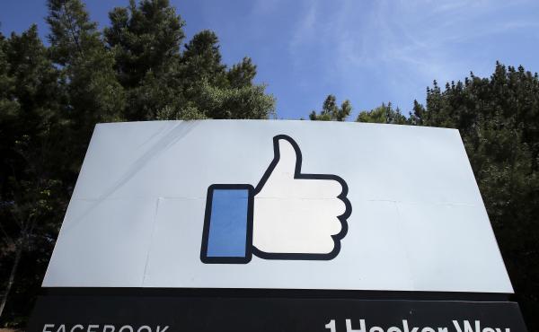 Facebook said that if COVID-19 numbers in Menlo Park, Calif., the home of its headquarters, continue to decline, up to 10% of its workforce can go back to the office on May 10. Facebook said that if COVID-19 numbers in Menlo Park, Calif., the home of its headquarters, continue to decline, up to 10% of its workforce can go back to the office on May 10.