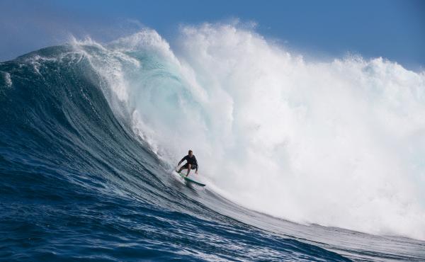 Cunningham shot this image of Paige Alms during a free surf in Maui on Jan. 12, 2018 Cunningham shot this image of Paige Alms during a free surf in Maui on Jan. 12, 2018
