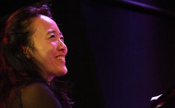 Helen Sung in concert. Helen Sung in concert.