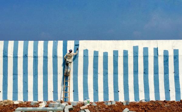 "No Walls." India "No Walls." India