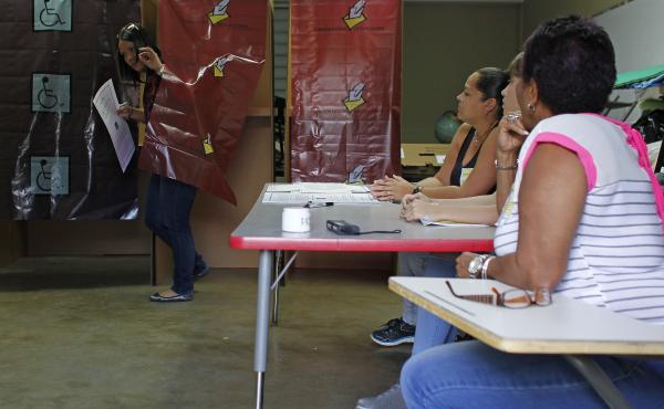 The ACLU is urging Puerto Rico's governor to veto a plan to introduce online voting on the island, warning it increases risks of election tampering. The ACLU is urging Puerto Rico's governor to veto a plan to introduce online voting on the island, warning it increases risks of election tampering.