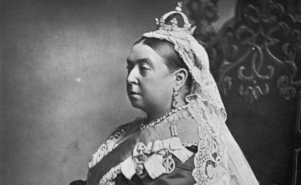 In the last 13 years of Queen Victoria's life, she spent a great deal of time with Abdul Karim, who came from India initially to wait on the queen's table, but soon became part of her inner circle. And despite all opposition, Victoria and Karim curried on In the last 13 years of Queen Victoria's life, she spent a great deal of time with Abdul Karim, who came from India initially to wait on the queen's table, but soon became part of her inner circle. And despite all opposition, Victoria and Karim curried on