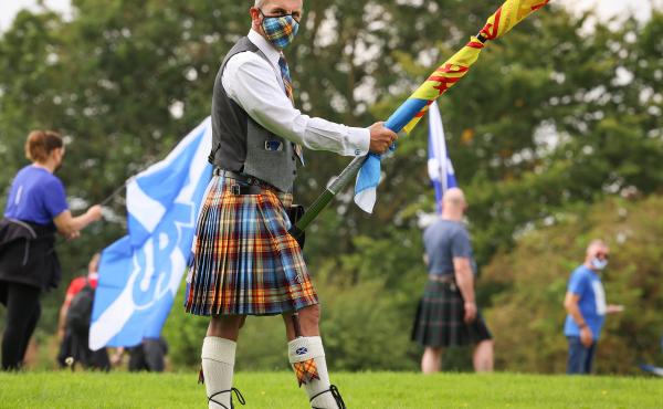 Supporters of Scottish independence gather at the site of the Battle of Bannockburn in August in Bannockburn, Scotland. The site is where the army of the king of Scots, Robert the Bruce, defeated the army of England's King Edward II in 1314 in the First W Supporters of Scottish independence gather at the site of the Battle of Bannockburn in August in Bannockburn, Scotland. The site is where the army of the king of Scots, Robert the Bruce, defeated the army of England's King Edward II in 1314 in the First W