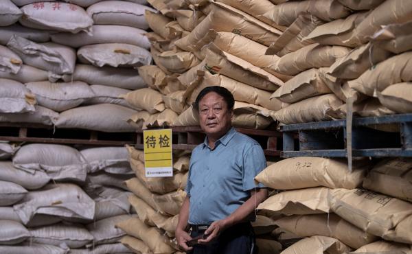 Billionaire Sun Dawu built an agriculture empire just outside Beijing. Now his conglomerate, Dawu Group, is slipping out of his control. Billionaire Sun Dawu built an agriculture empire just outside Beijing. Now his conglomerate, Dawu Group, is slipping out of his control.