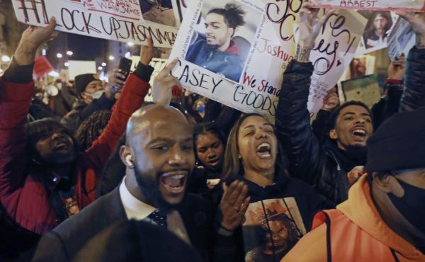 Tamala Payne (center) and attorney Sean Walton participate in a Dec. 11, 2020, protest of the shooting of her son, Casey Goodson Jr., by a Franklin County deputy sheriff in Columbus, Ohio. Tamala Payne (center) and attorney Sean Walton participate in a Dec. 11, 2020, protest of the shooting of her son, Casey Goodson Jr., by a Franklin County deputy sheriff in Columbus, Ohio.