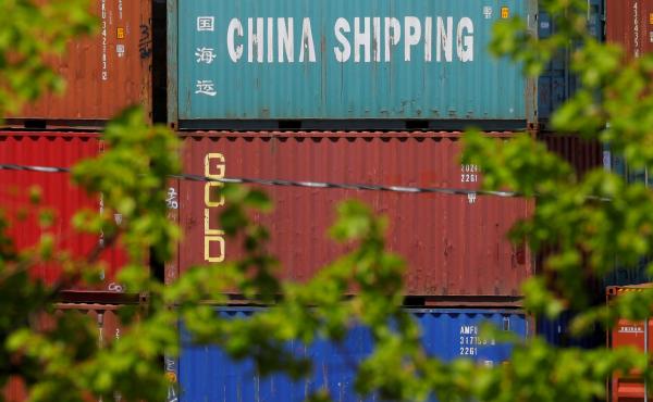 The Trump administration threatened to raise proposed tariffs on Chinese imports from 10 percent to 25 percent, escalating U.S. trade tensions with Beijing. The Trump administration threatened to raise proposed tariffs on Chinese imports from 10 percent to 25 percent, escalating U.S. trade tensions with Beijing.
