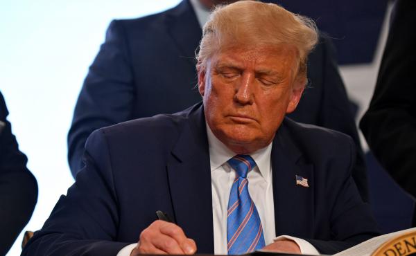 President Trump's tweet came about 15 minutes after news of the worst-ever-recorded quarterly performance of the American economy. President Trump's tweet came about 15 minutes after news of the worst-ever-recorded quarterly performance of the American economy.