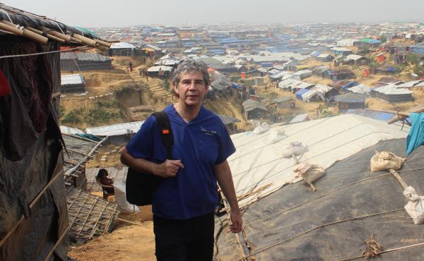 Trauma surgeon David Nott, shown above in Bangladesh, has volunteered in war zones and disaster areas around the world. Now he's treating COVID-19 patients in London. Trauma surgeon David Nott, shown above in Bangladesh, has volunteered in war zones and disaster areas around the world. Now he's treating COVID-19 patients in London.