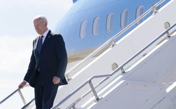 President Biden steps off Air Force One at Geneva Airport on Tuesday. Biden is scheduled to meet with Russian President Vladimir Putin on Wednesday. President Biden steps off Air Force One at Geneva Airport on Tuesday. Biden is scheduled to meet with Russian President Vladimir Putin on Wednesday.