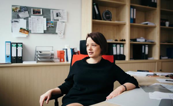 Carmen Bachmann founded "Chance for Science," a website that connects refugee academics with scientists working in Germany. Carmen Bachmann founded "Chance for Science," a website that connects refugee academics with scientists working in Germany.