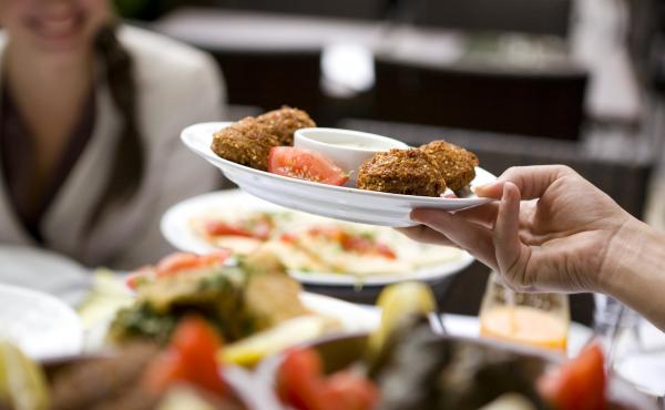 Eating at a full-service restaurant doesn't necessarily mean a more healthful meal than dining at the drive-through joint. Eating at a full-service restaurant doesn't necessarily mean a more healthful meal than dining at the drive-through joint.
