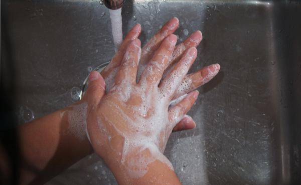 Making sure to frequently give your hands a thorough scrub — with soap and for about as long as it takes to sing the "Happy Birthday" song a couple of times — can significantly cut your chances of catching the flu or other respiratory virus. Making sure to frequently give your hands a thorough scrub — with soap and for about as long as it takes to sing the "Happy Birthday" song a couple of times — can significantly cut your chances of catching the flu or other respiratory virus.